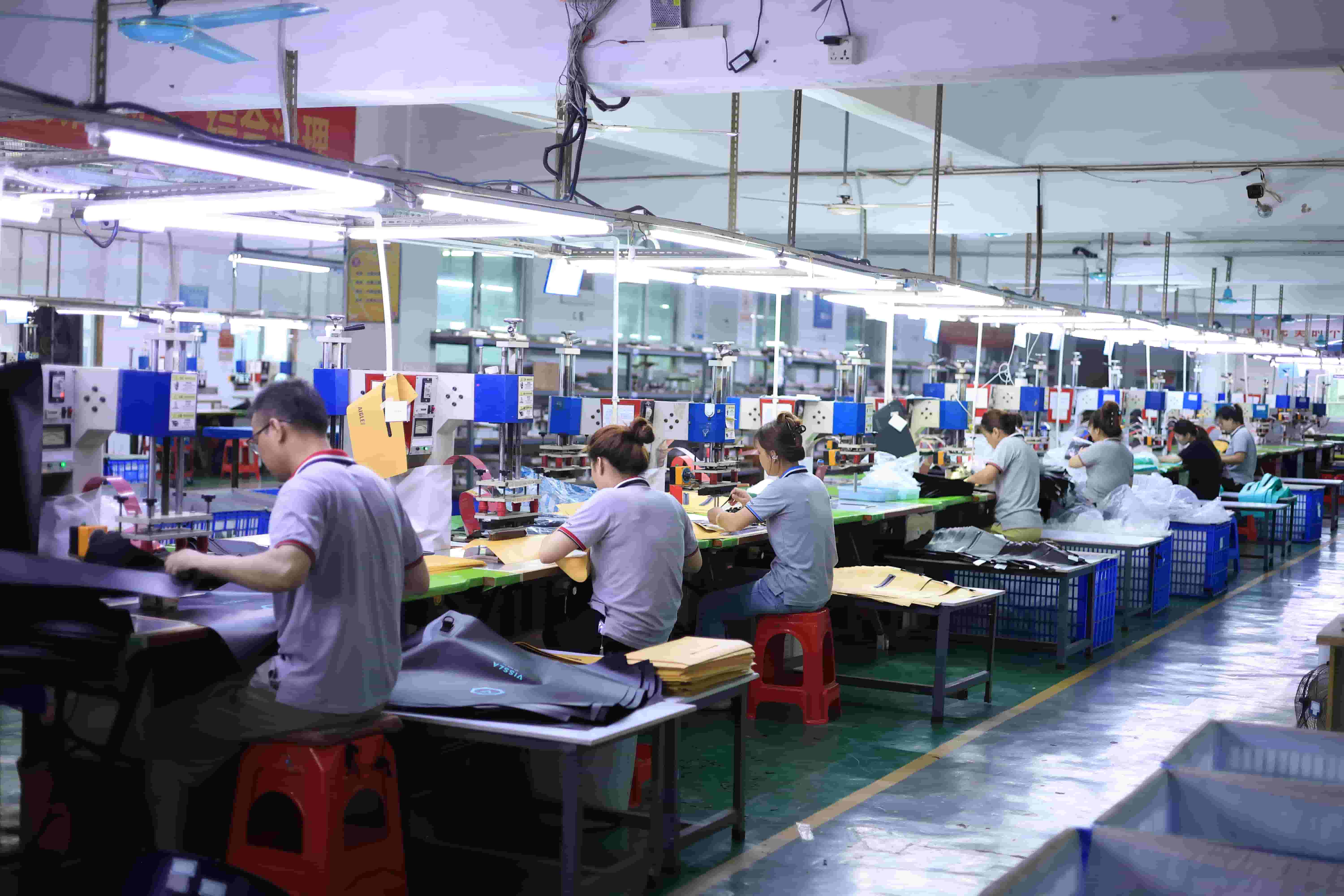 Waterproof Bag Manufacturer in China: Complete OEM Guide