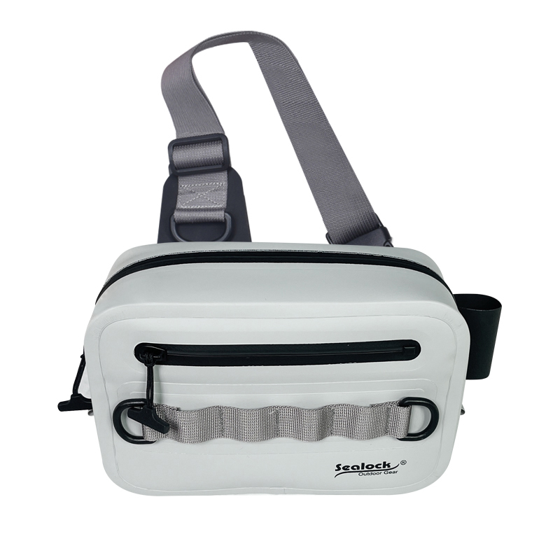 IPX7 vs IPX8 Waterproof Waist Packs: What the Rating Really Means