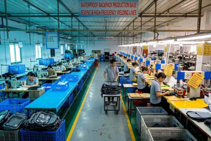 Custom Waterproof Backpack Production Guide