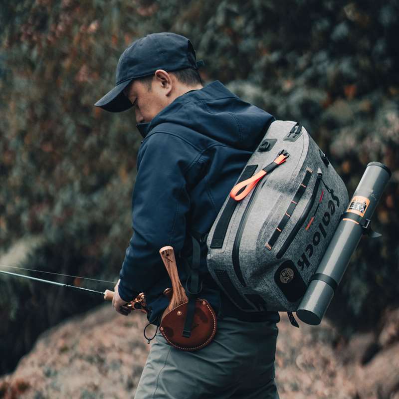 Fly Fishing Slings & Packs 10–24L — Welded TPU, Airtight Zip | OEM
